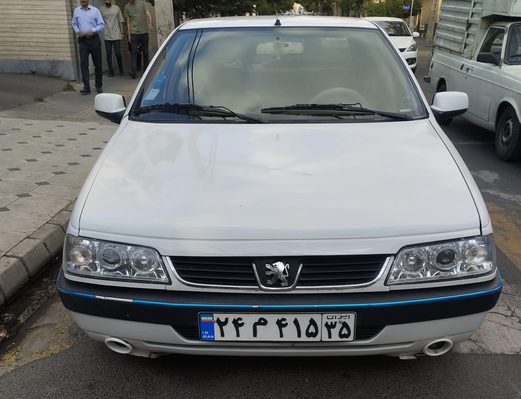 405 طرح slx موتور 1800 - جلو